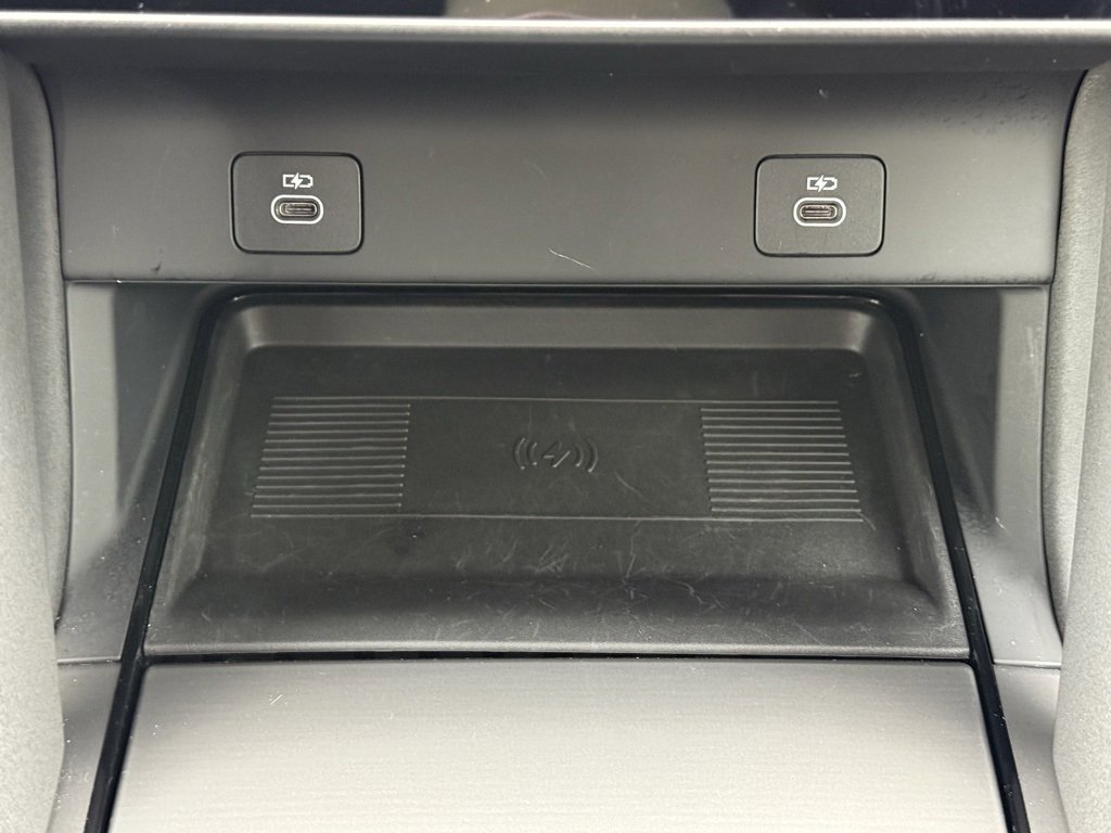 Certified 2025 Land Rover Discovery Sport Dynamic SE image 22