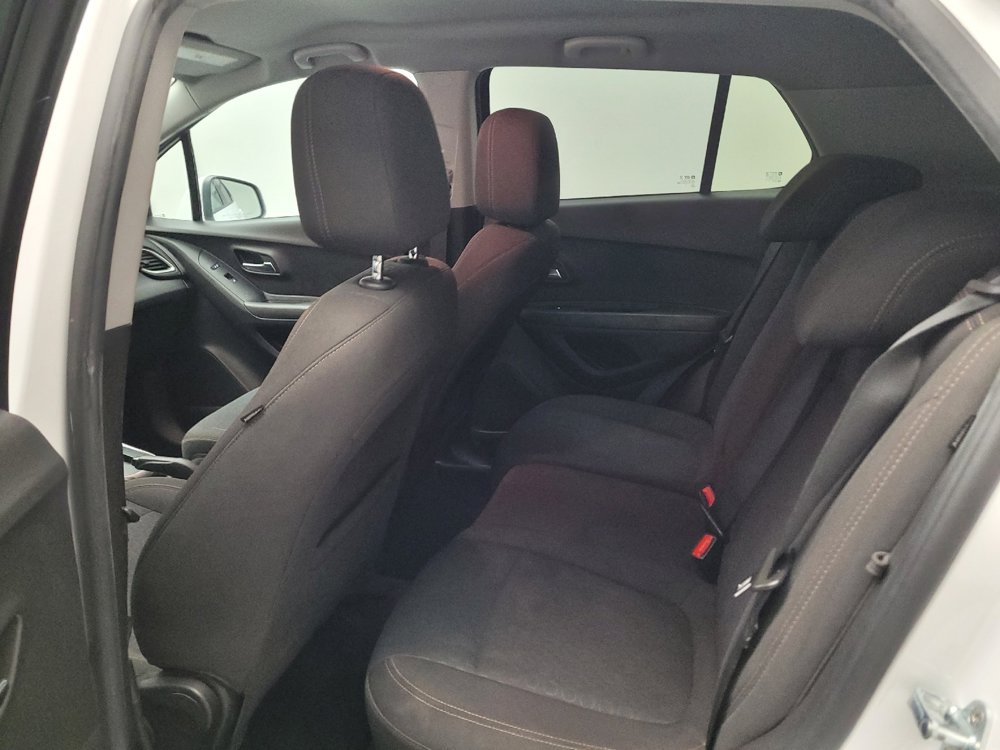 Used 2020 Chevrolet Trax LS w/ Tint and Cruise Package FWD image 18