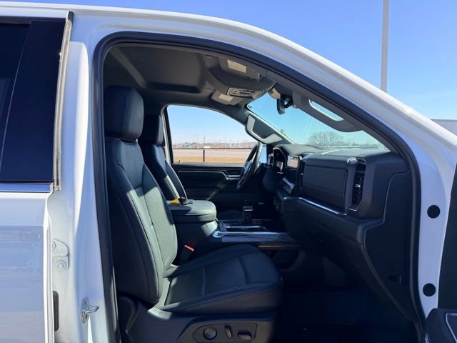 Certified 2025 Chevrolet Silverado 1500 LTZ image 11
