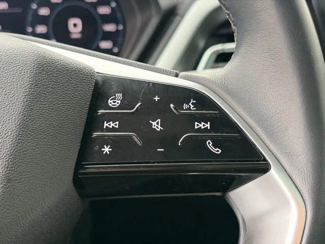 Used 2023 Audi Q4 e-tron Premium Plus w/ Premium Plus image 17