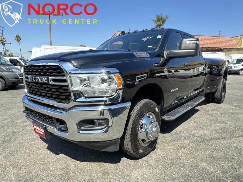 Used 2024 RAM 3500 Big Horn AWD/4WD image 4
