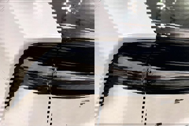 New 2026 Toyota Prius Plug-In Hybrid image 25