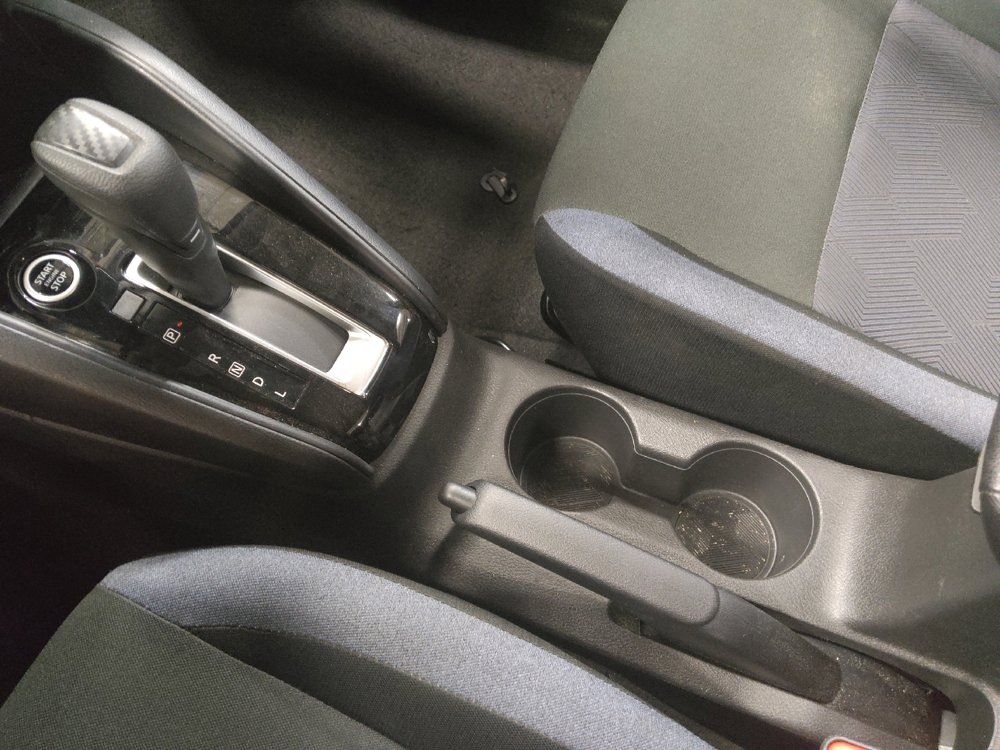 Used 2025 Nissan Versa SV image 26