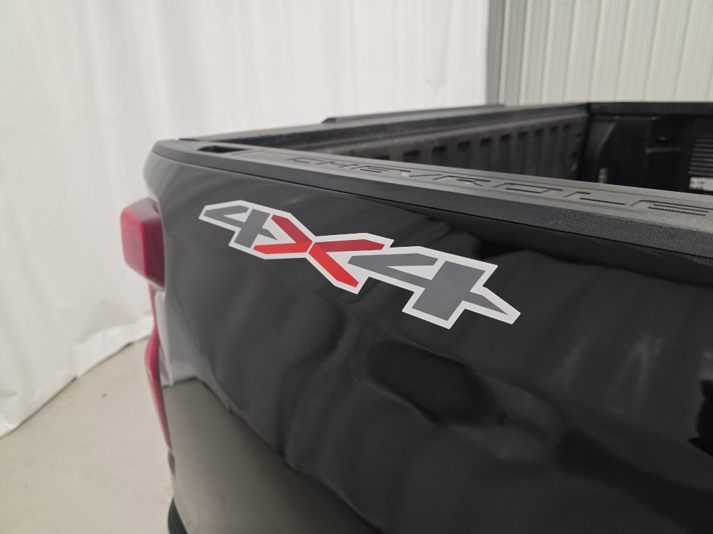 Used 2019 Chevrolet Silverado 1500 LT image 12