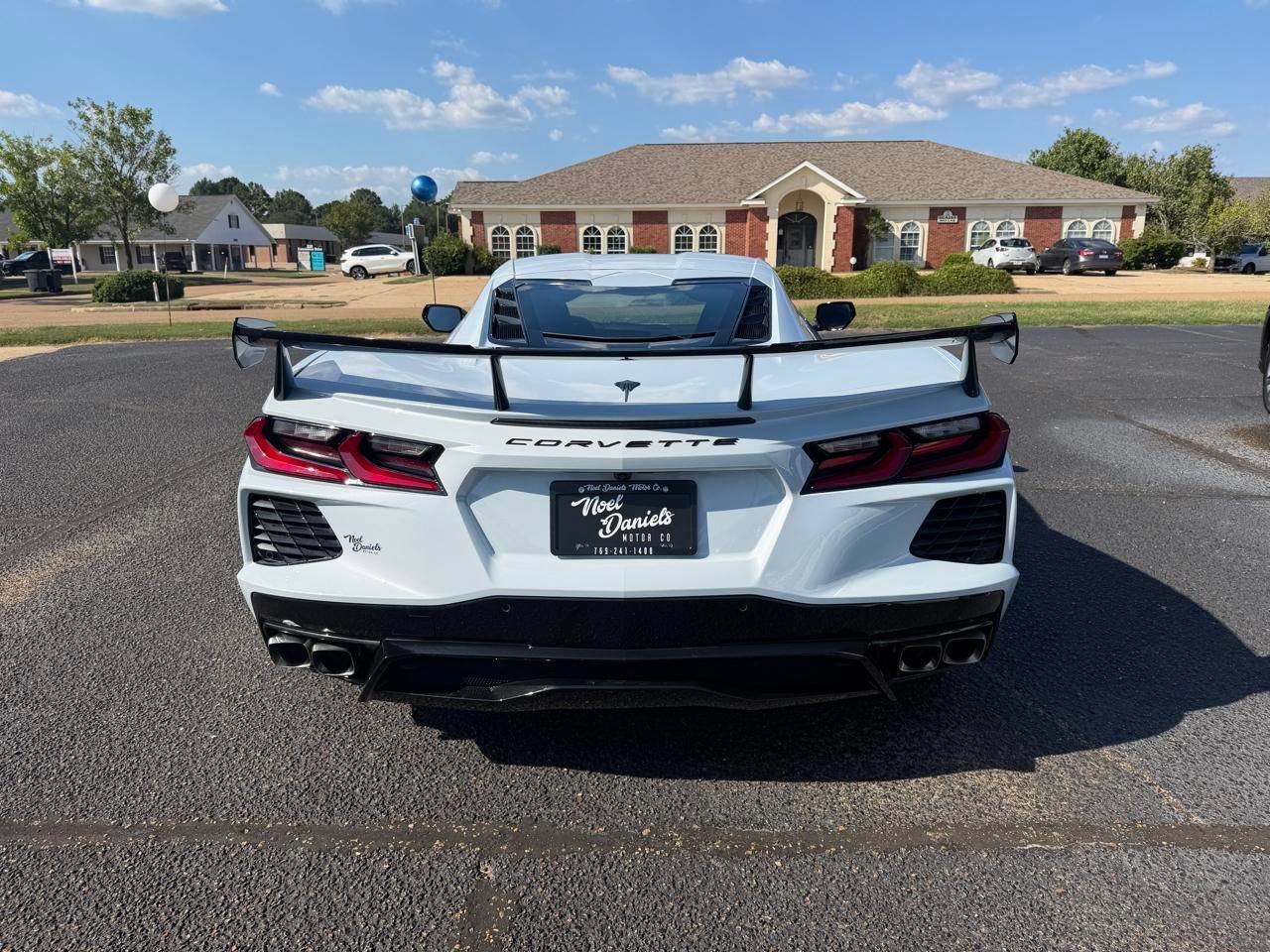 Used 2022 Chevrolet Corvette Stingray Coupe w/ Engine Appearance Package RWD image 14