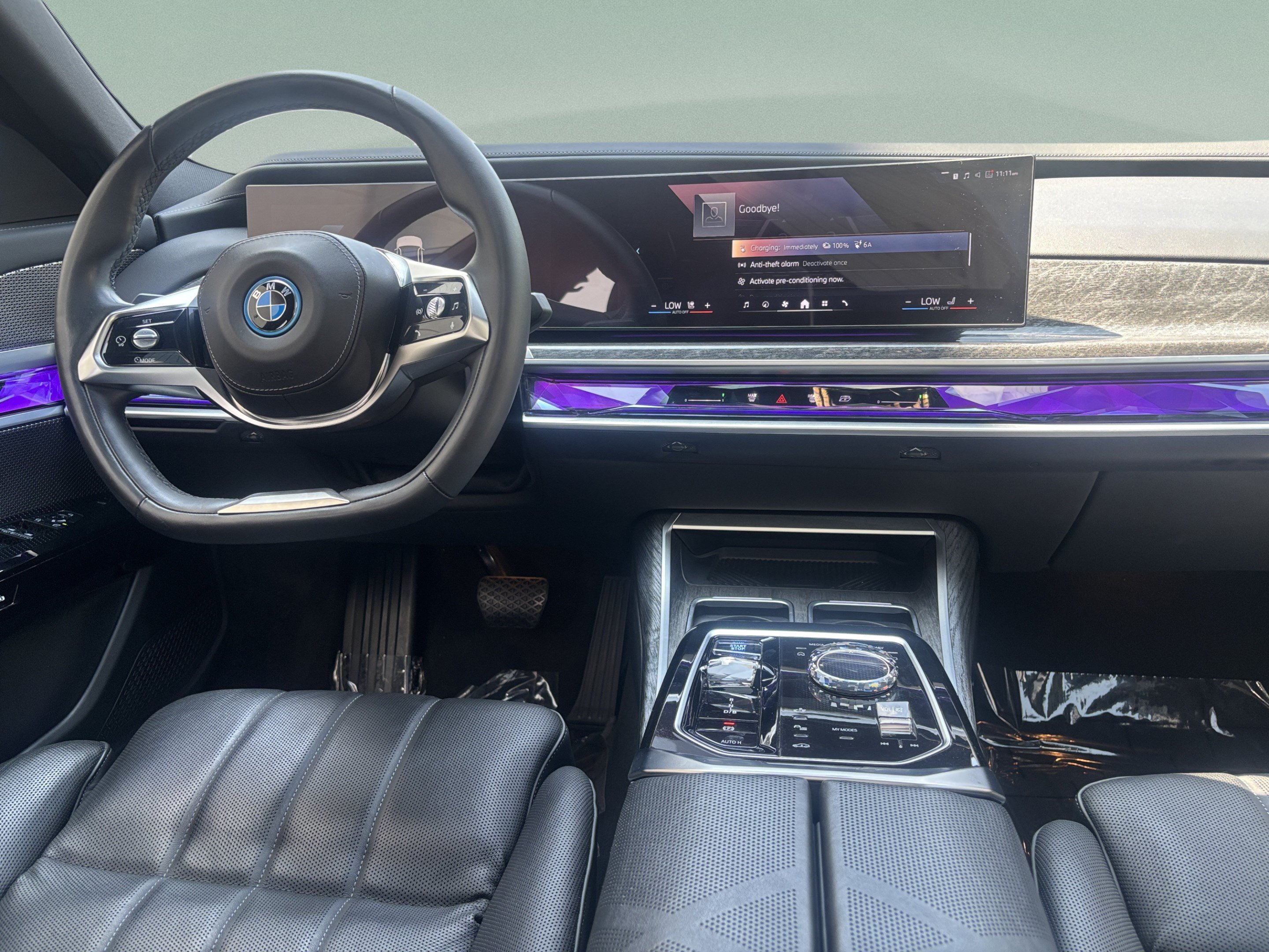 Certified 2023 BMW i7 xDrive60 AWD/4WD image 7