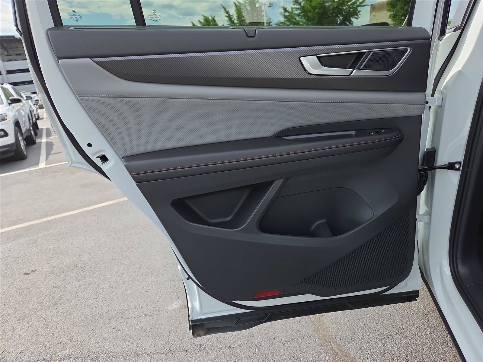 New 2026 Volkswagen Atlas Peak Edition AWD/4WD image 24