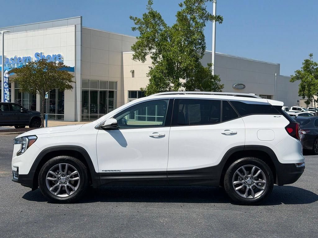 Used 2023 GMC Terrain SLT AWD/4WD image 6