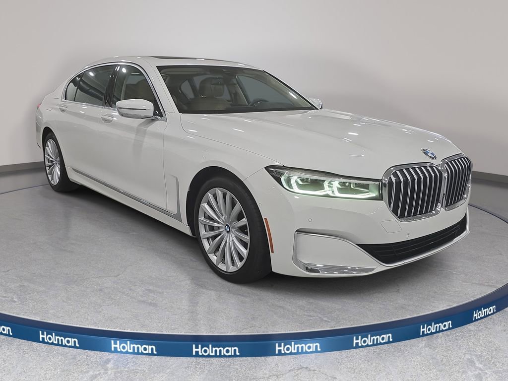 Certified 2022 BMW 740i w/ Premium Package RWD image 3