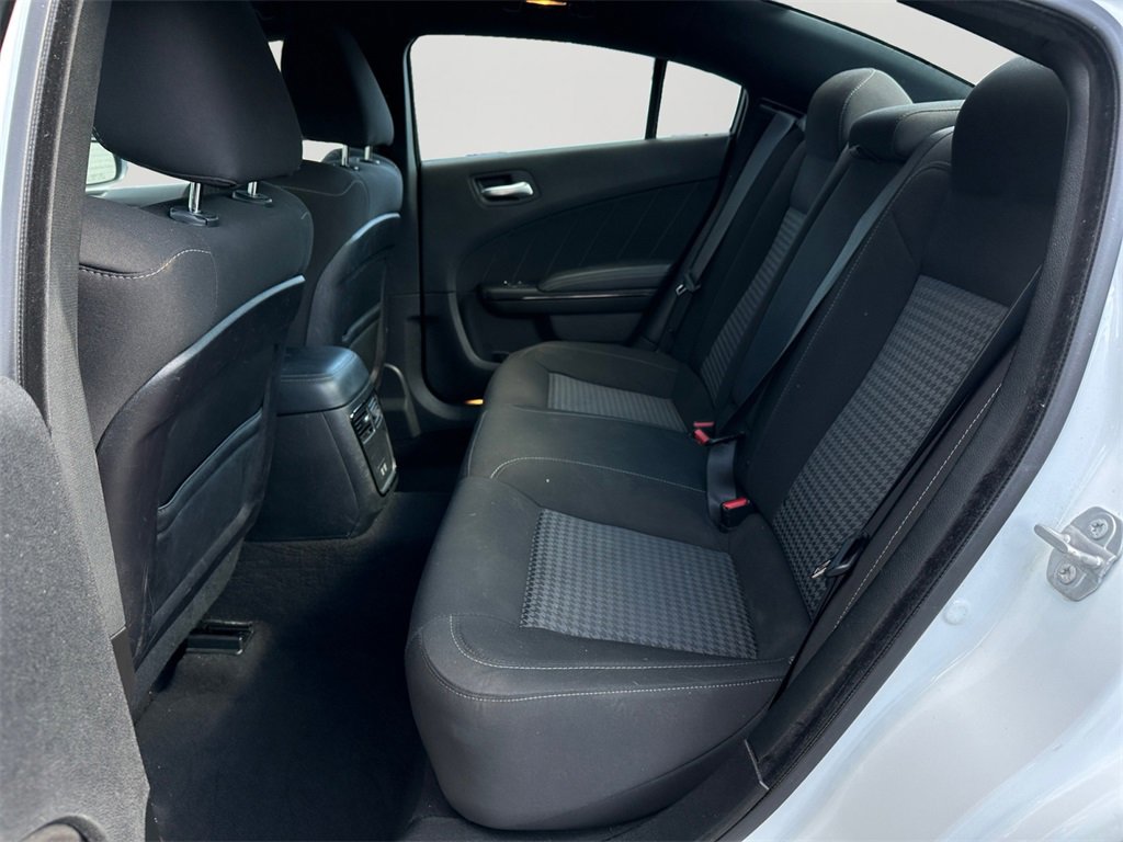 Used 2023 Dodge Charger R/T w/ Blacktop Package image 15