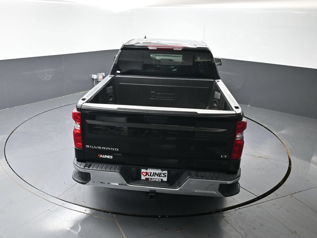 Used 2025 Chevrolet Silverado 1500 LT AWD/4WD image 47