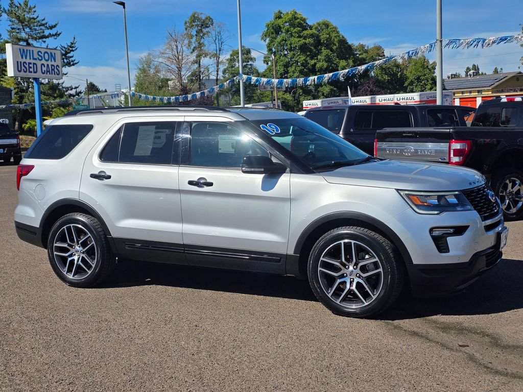 Used 2019 Ford Explorer Sport AWD/4WD image 3