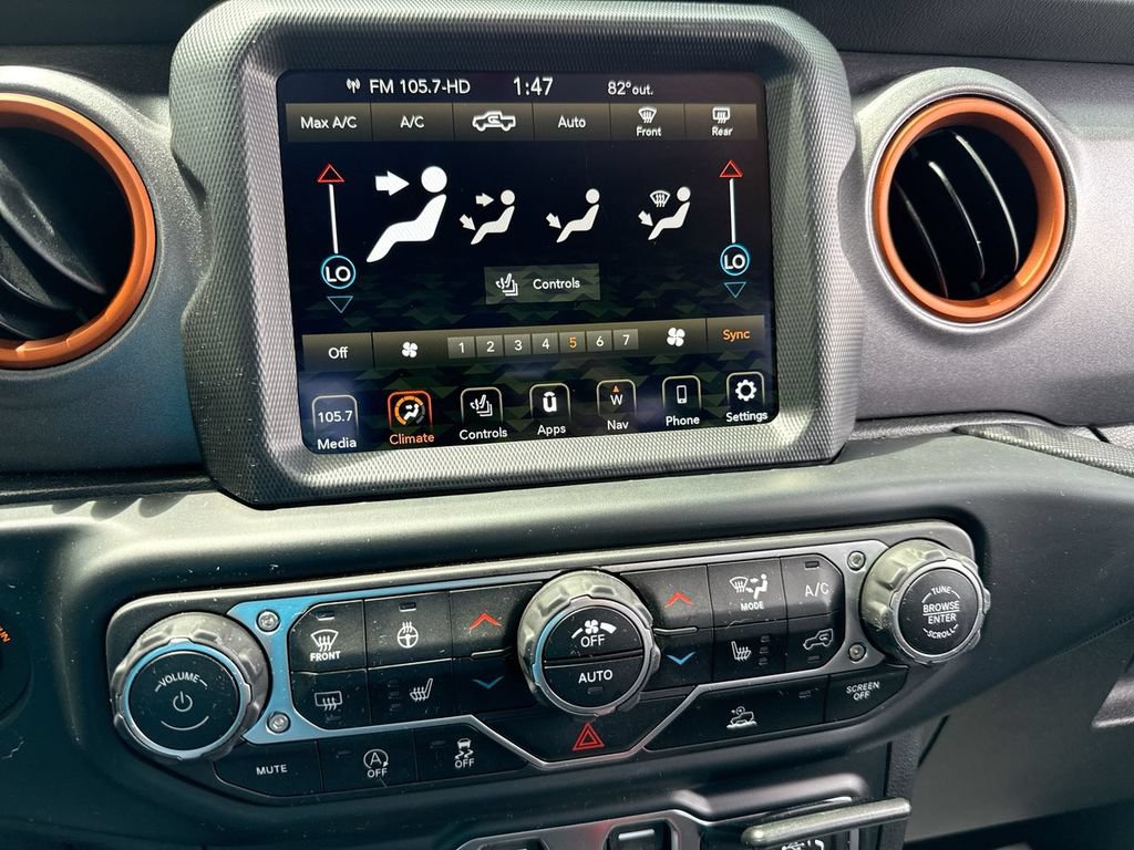 Used 2023 Jeep Gladiator Mojave w/ LED Lighting Group AWD/4WD image 19