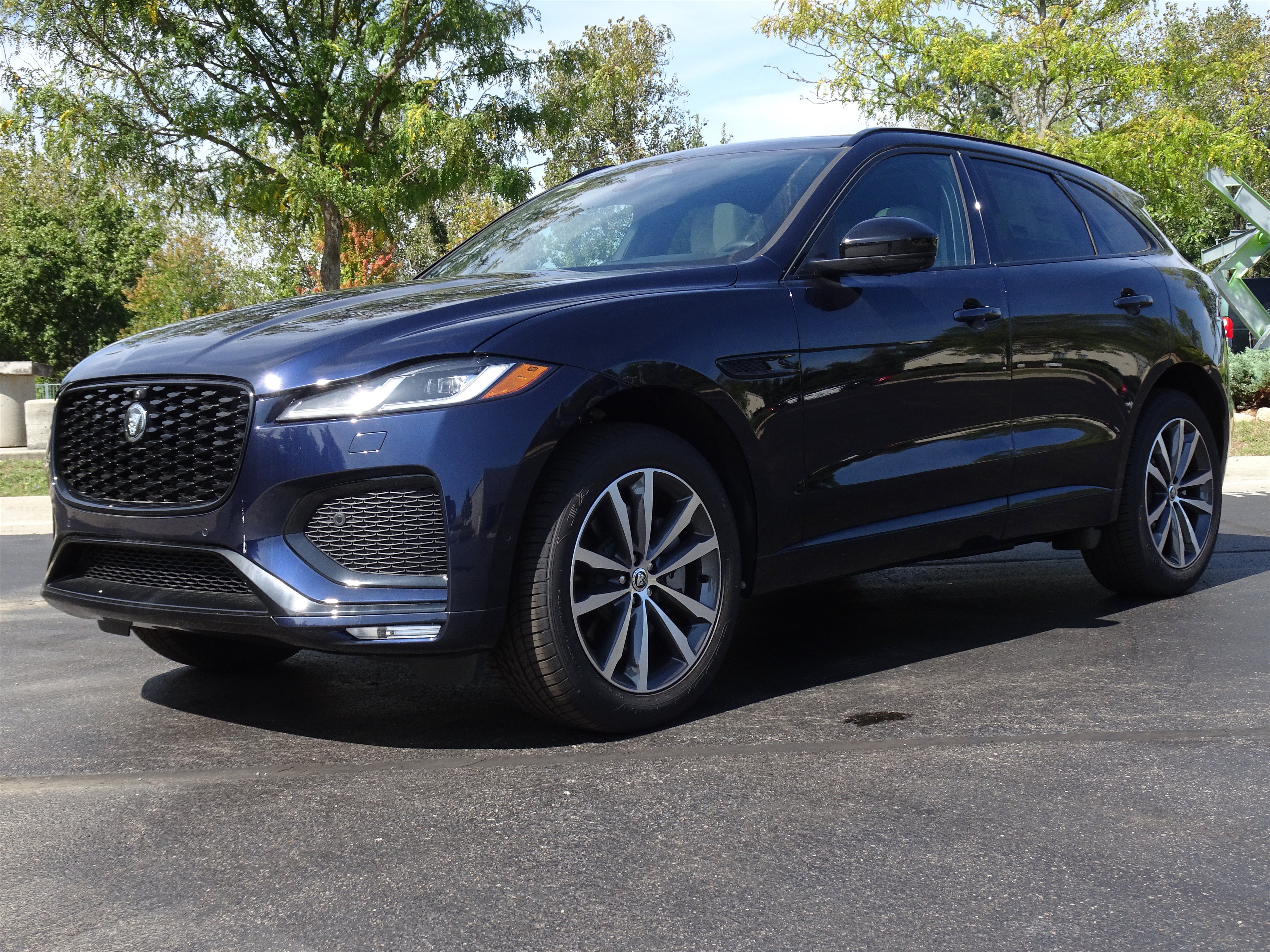 New 2026 Jaguar F-PACE R-Dynamic S AWD/4WD image 2