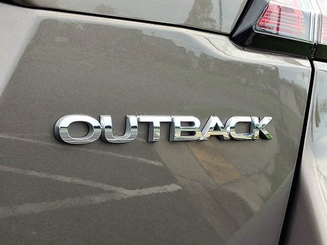 Used 2023 Subaru Outback Premium AWD/4WD image 29