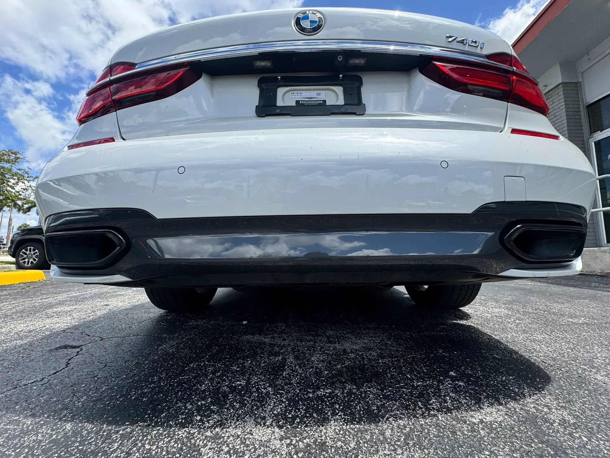 Used 2019 BMW 740i w/ M Sport Package RWD image 11