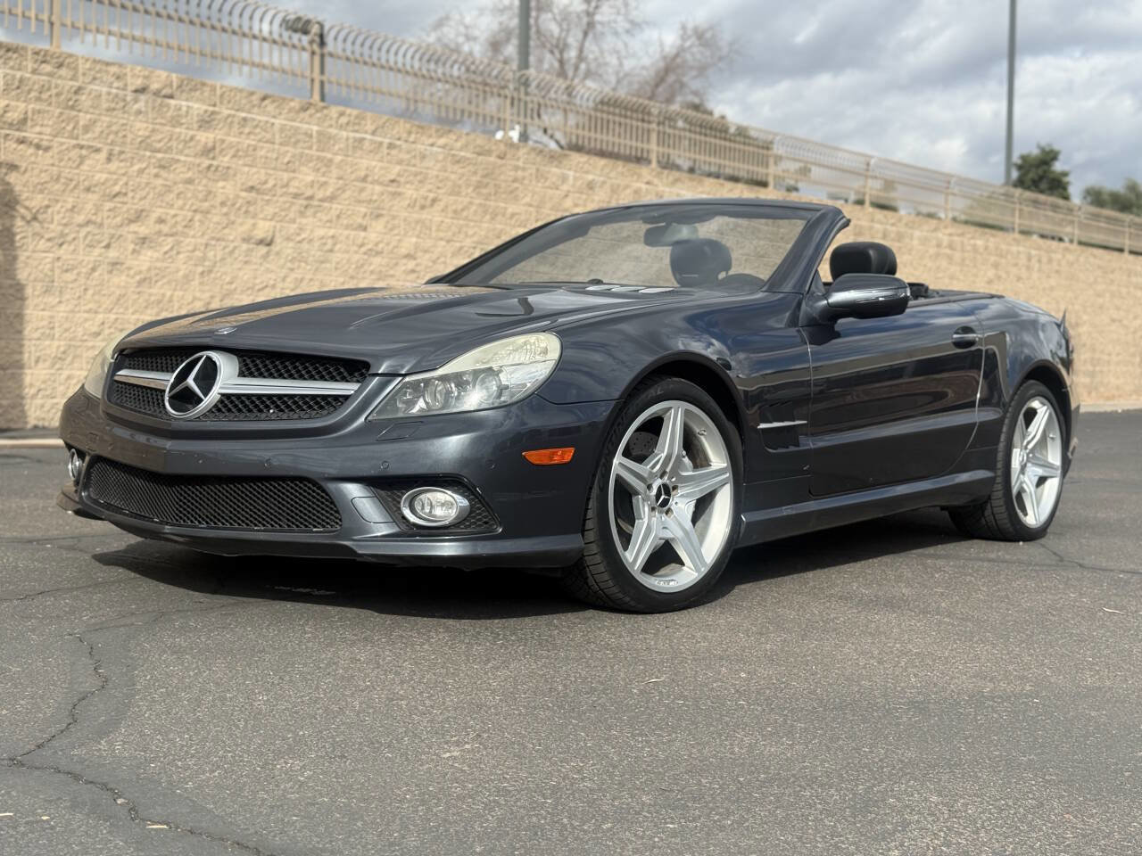 Used 2009 Mercedes-Benz SL 550 w/ Premium I Pkg