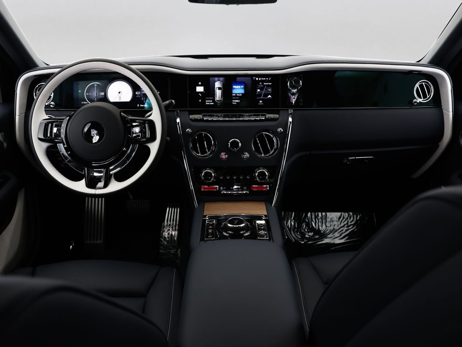 New 2026 Rolls-Royce Cullinan AWD/4WD image 52