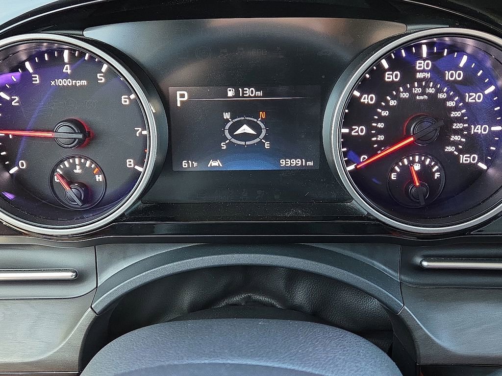 Used 2022 Kia Carnival SX image 25