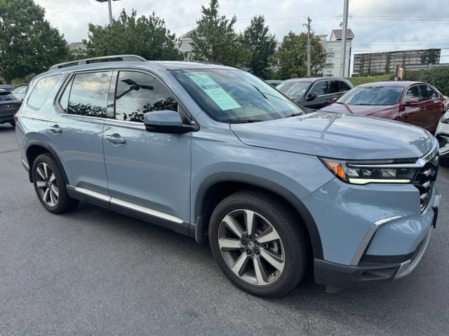 Used 2025 Honda Pilot Touring