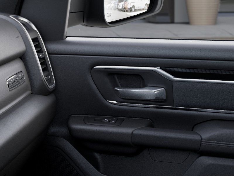 Used 2026 RAM 1500 4x4 Crew Cab image 25