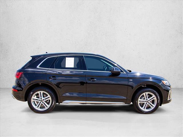Certified 2024 Audi Q5 e Premium w/ Convenience Package AWD/4WD image 4