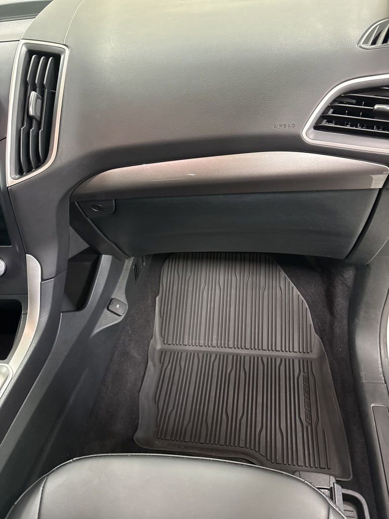 Used 2024 Ford Edge SEL w/ Convenience Package image 28