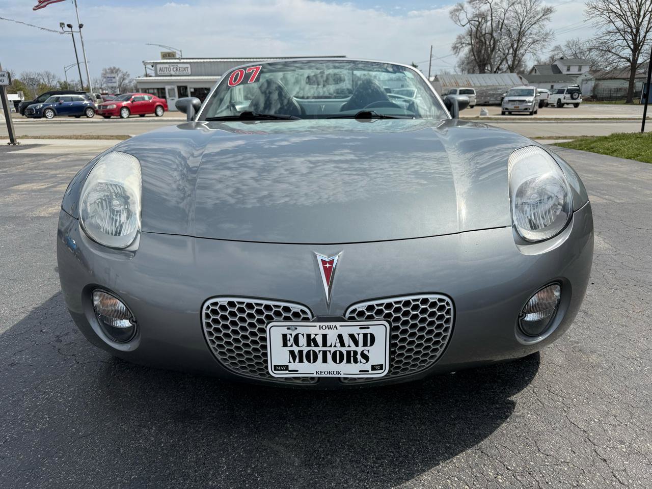 Used 2007 Pontiac Solstice Convertible w/ Premium Package RWD image 3