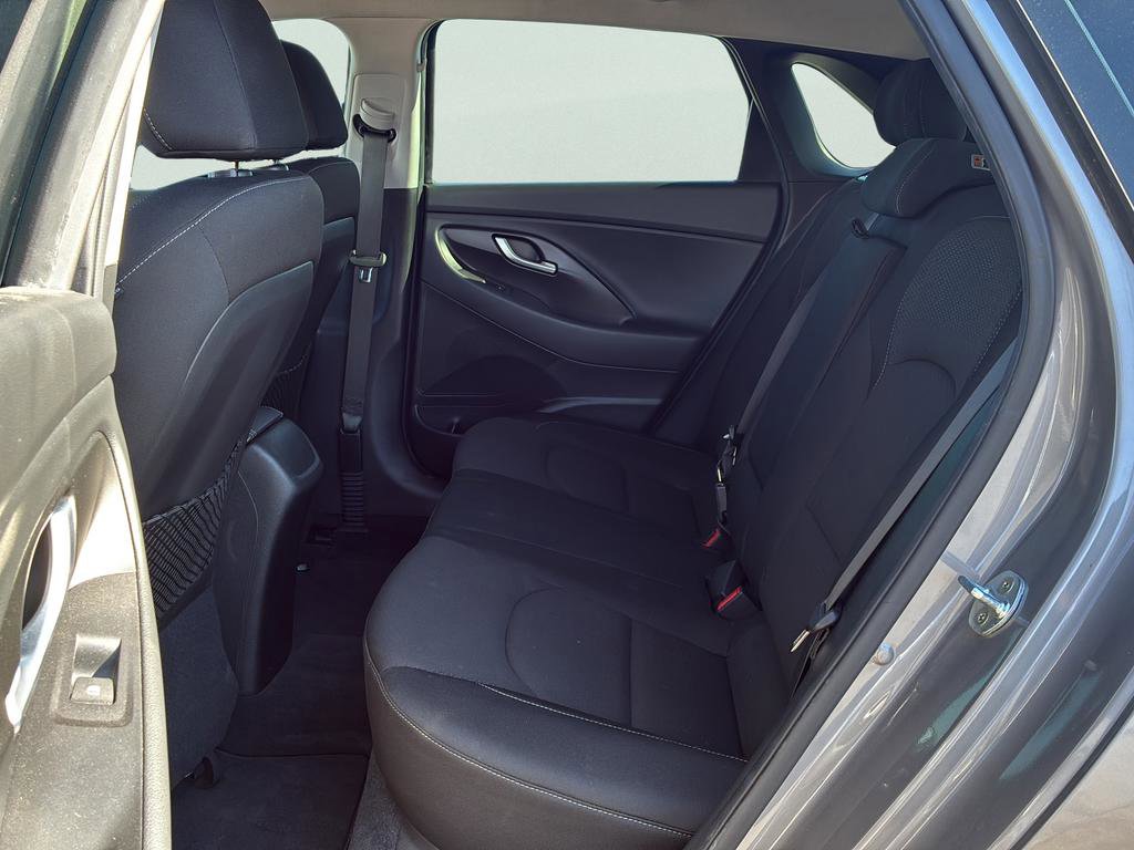 Used 2020 Hyundai Elantra GT image 22