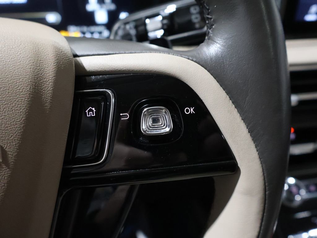 Used 2022 Lincoln Corsair Reserve w/ Equipment Group 201A image 34