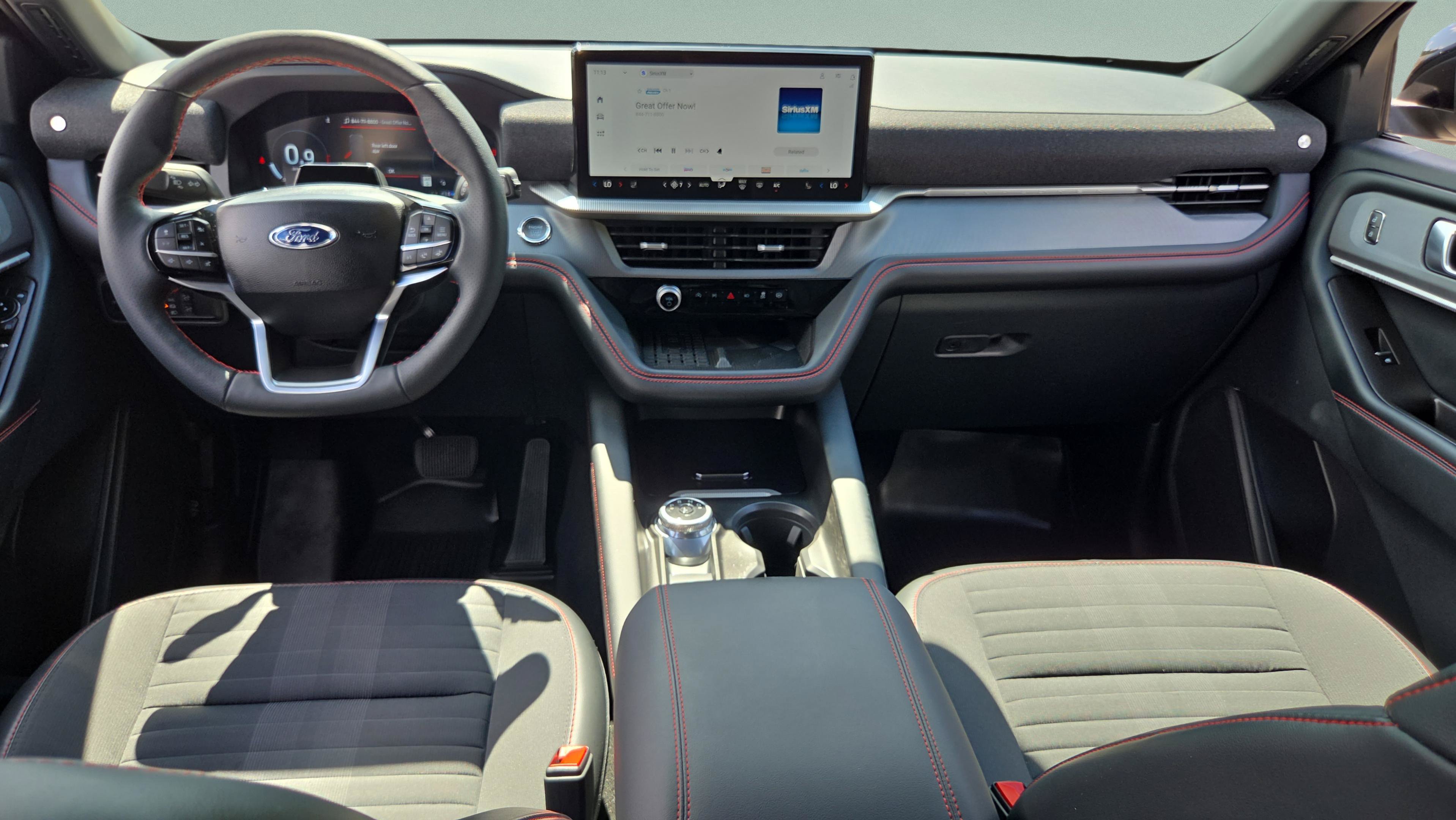 Used 2025 Ford Explorer ST-Line w/ Premium Package RWD image 12