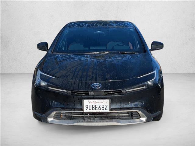 Used 2025 Toyota Prius Plug-In Hybrid image 2