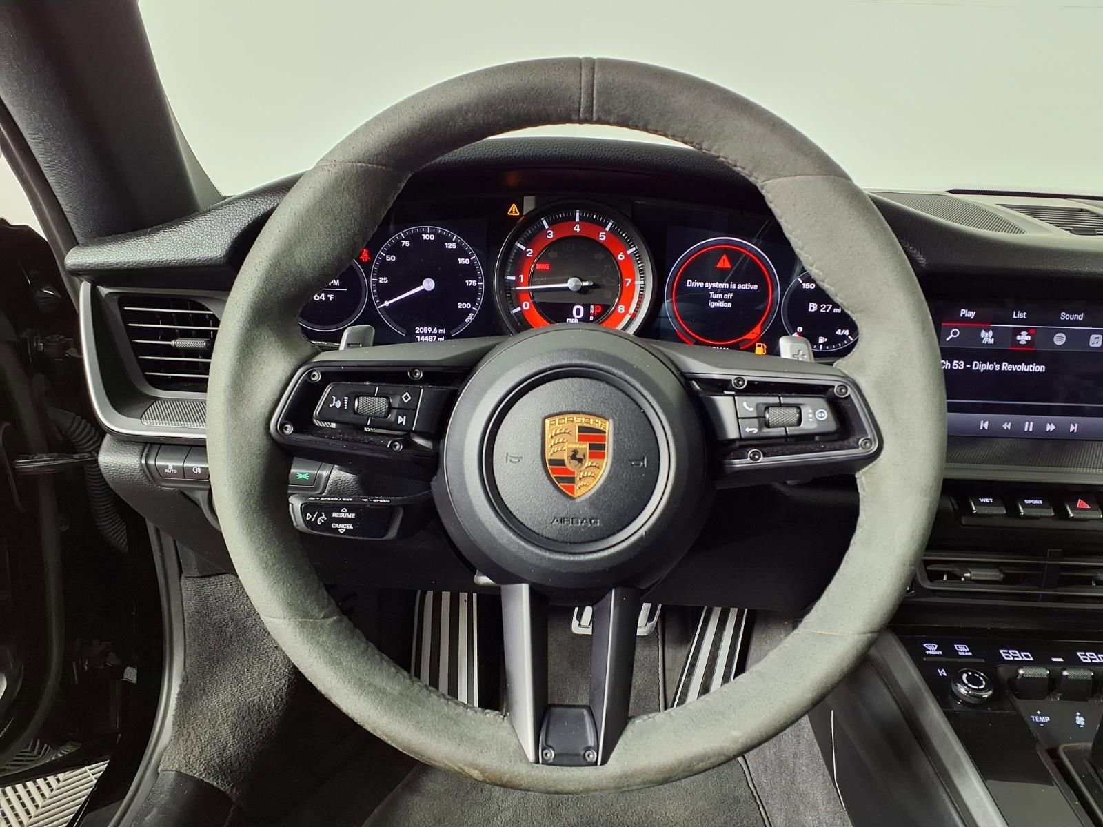 Used 2023 Porsche 911 Carrera RWD image 25