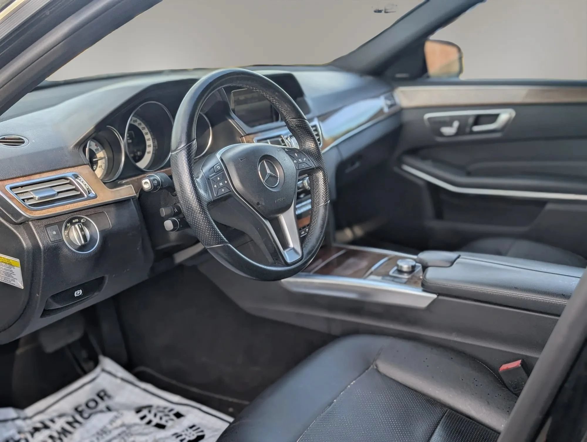 Used 2014 Mercedes-Benz E 350 Sedan image 8