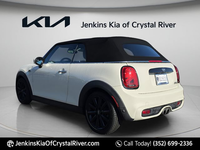 Used 2019 MINI Cooper S w/ Premium Package FWD image 10
