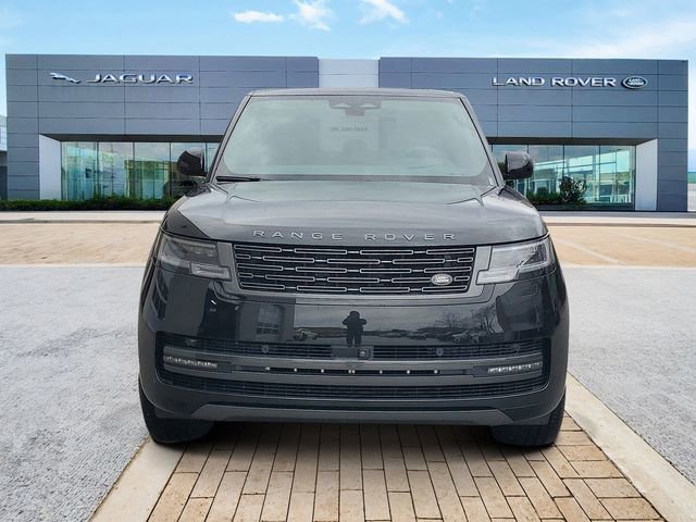 Certified 2024 Land Rover Range Rover SE image 2