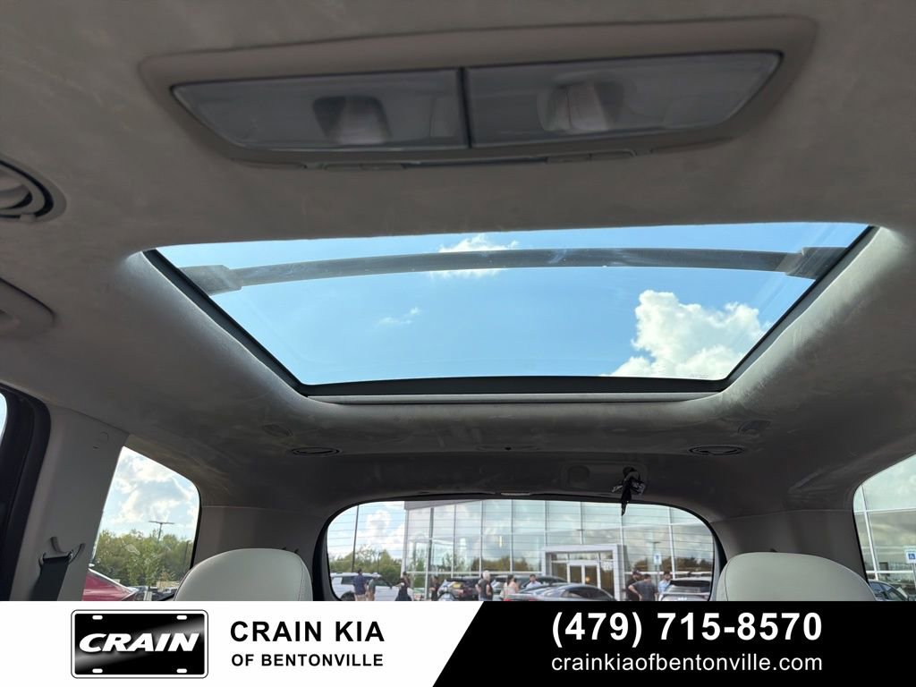 Certified 2022 Kia Telluride SX w/ SX Prestige Package AWD/4WD image 6