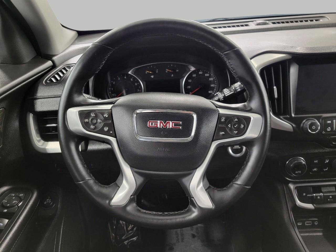 Used 2024 GMC Terrain SLT image 6
