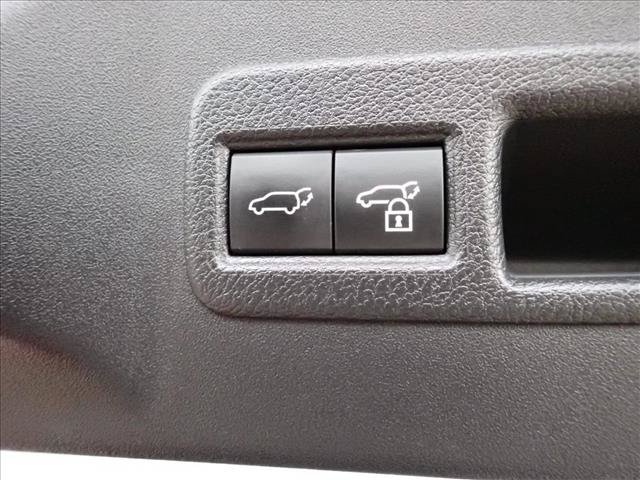 Certified 2024 Subaru Solterra AWD/4WD image 8