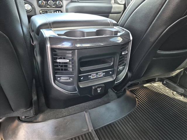 Used 2022 RAM 1500 Laramie AWD/4WD image 16