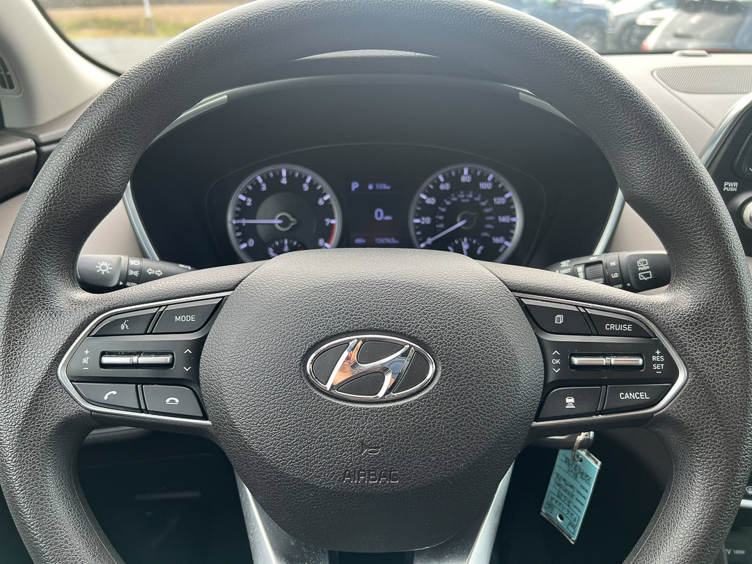 Used 2019 Hyundai Santa Fe SE image 15