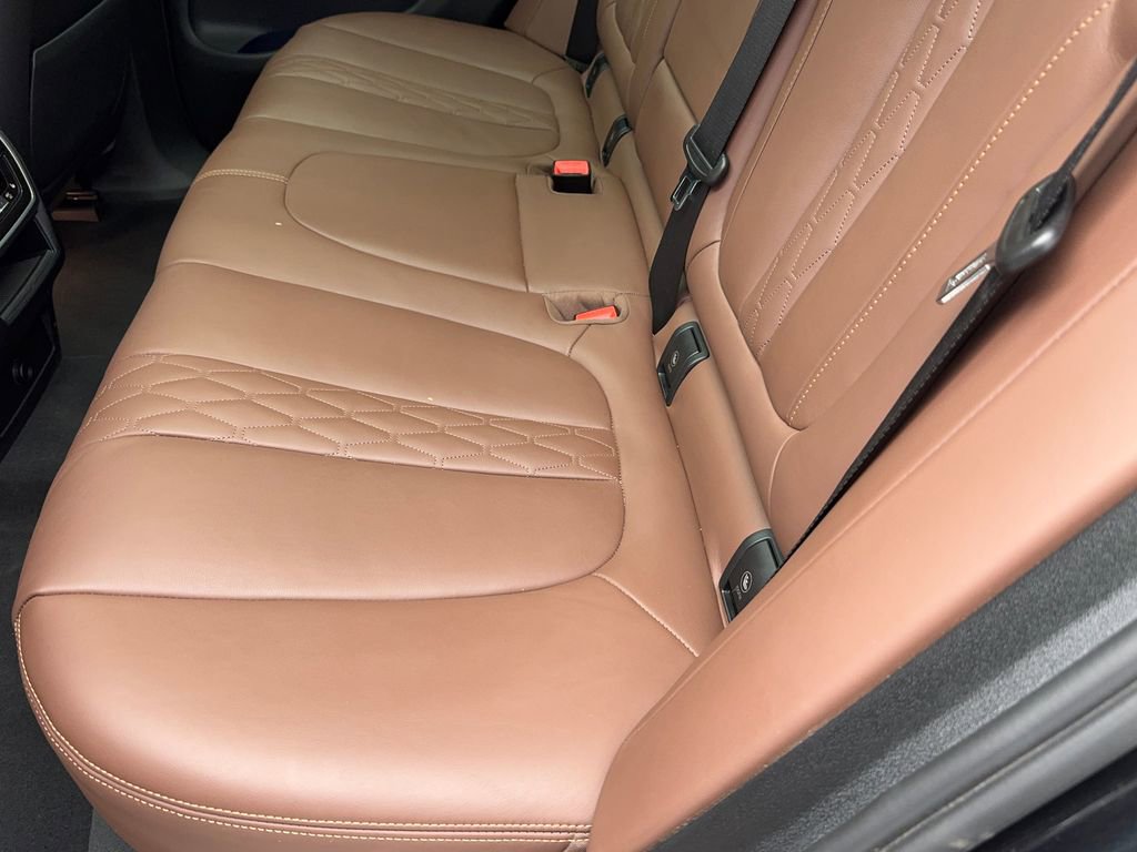 Used 2023 BMW X5 M50i w/ Executive Package image 45