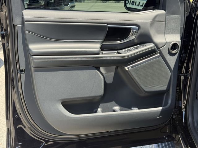 Used 2026 Ford Expedition Max Platinum w/ Stealth Performance Package AWD/4WD image 35