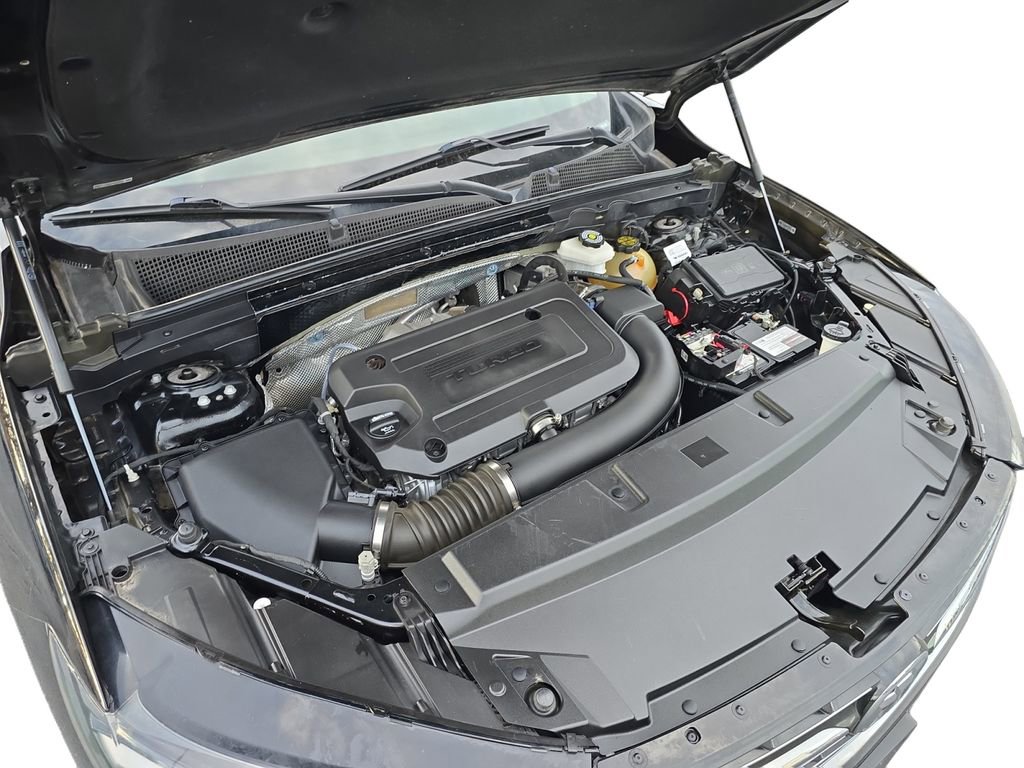 Used 2021 Buick Envision Essence image 24