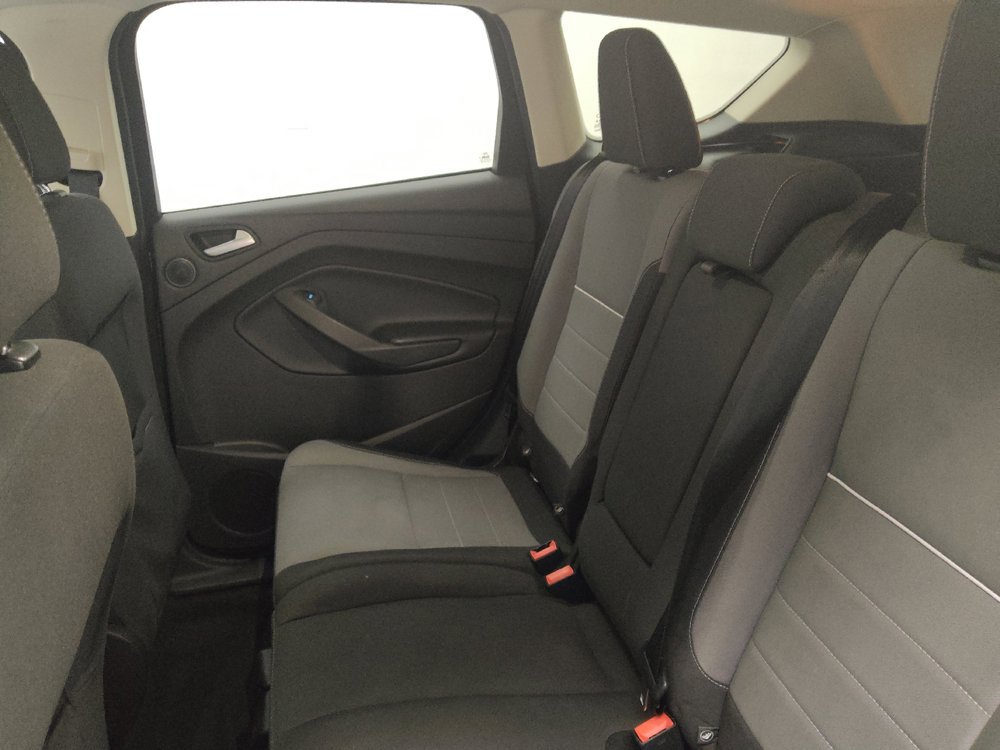 Used 2015 Ford Escape SE w/ Equipment Group 201A AWD/4WD image 18