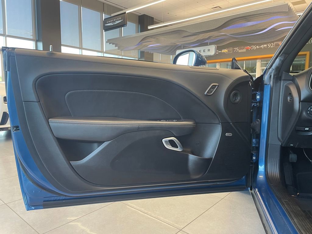 Used 2021 Dodge Challenger R/T Scat Pack w/ Dynamics Package RWD image 10