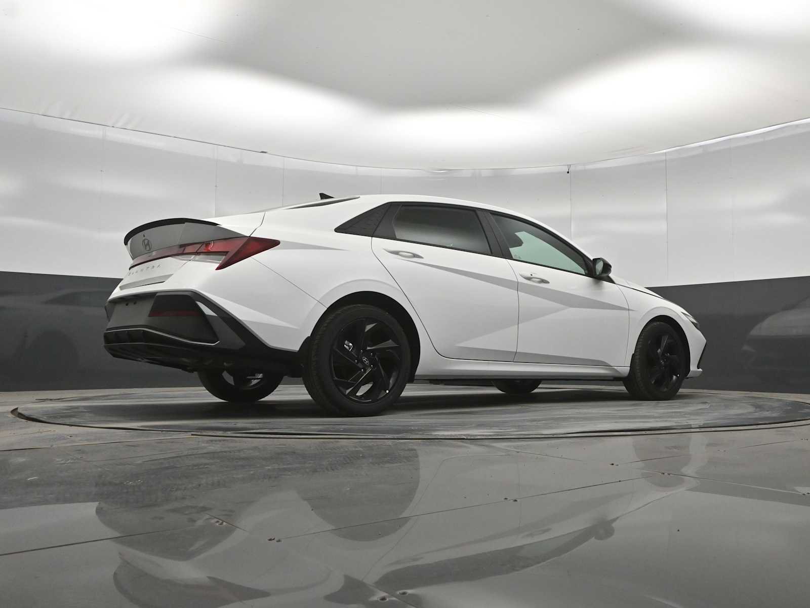 New 2026 Hyundai Elantra Sport FWD image 39