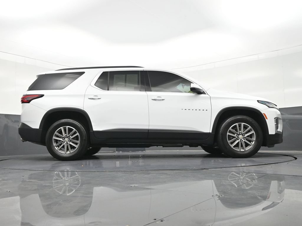 Used 2023 Chevrolet Traverse LT FWD image 27