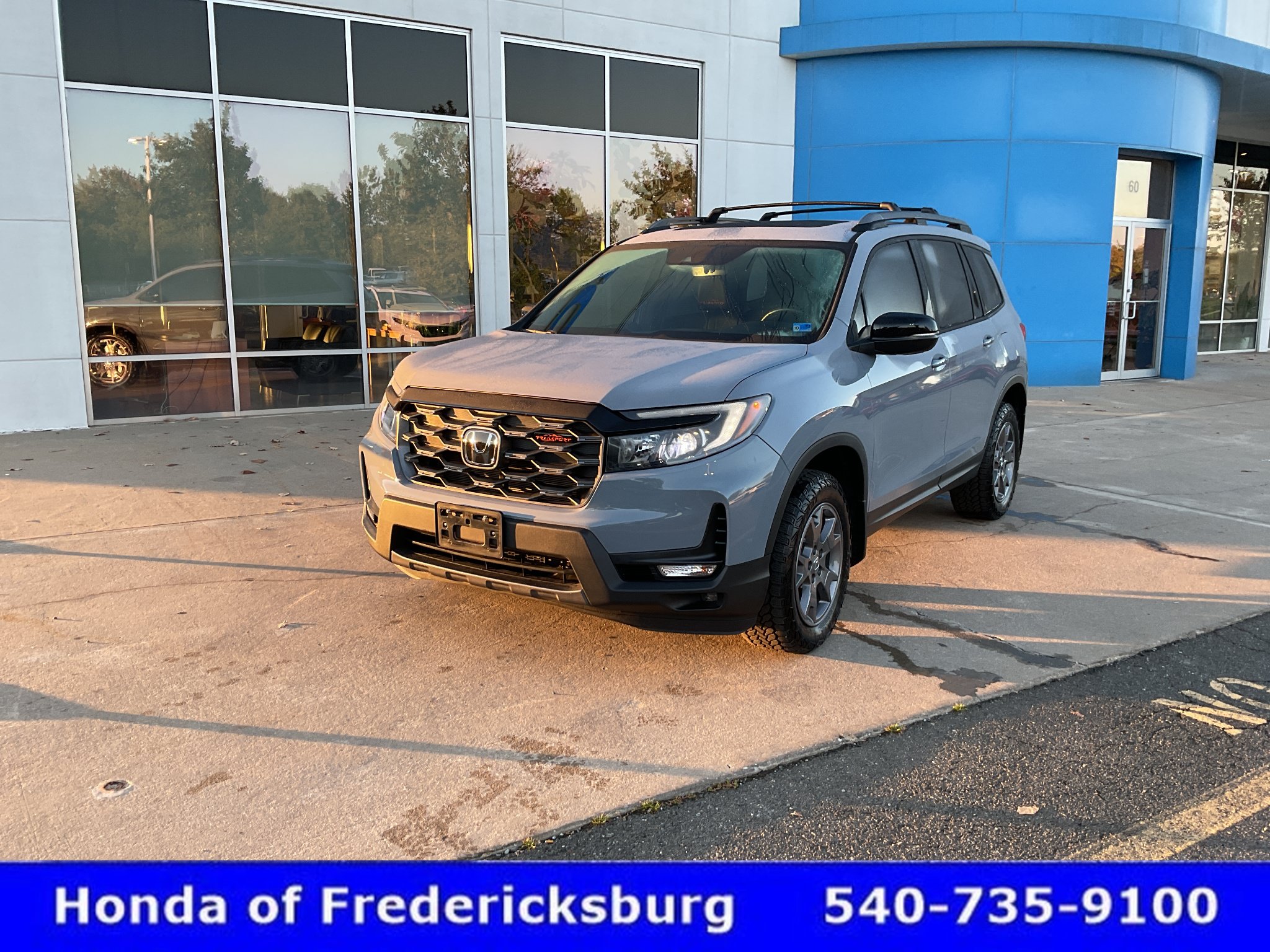 Certified 2024 Honda Passport TrailSport image 2