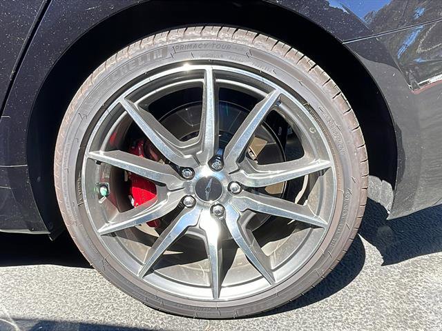 Used 2025 Genesis G70 2.5T image 7